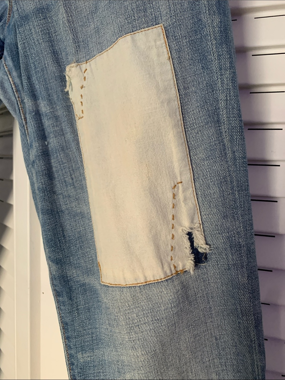 GAP Light Blue Straight Jeans with Patch Details - Picture 5 of 9